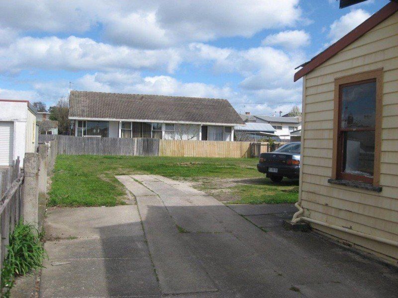 3
 
 
 
  
 
 
 1
 
 
 
 
 
 
 
 
 77 Oldaker Street, DEVONPORT TAS 7310, Devonport - Thumbnail 8