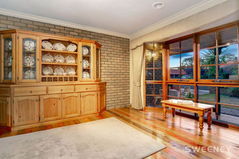 11 Investigator Grove, Altona Meadows - Thumbnail 6