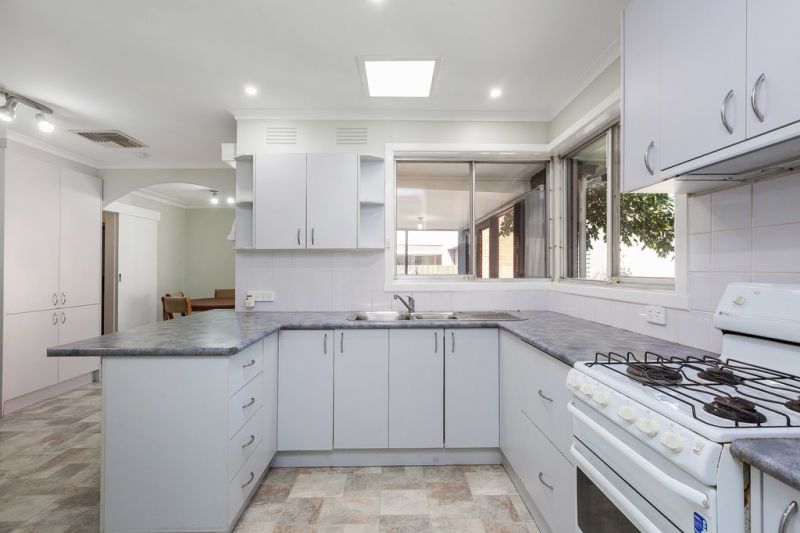 16 Waters Drive, Seaholme - Thumbnail 6