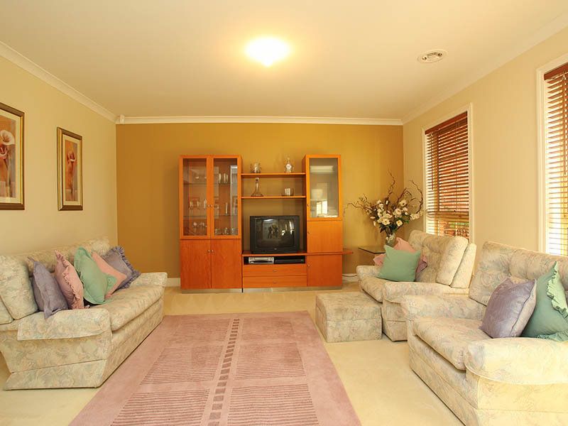 6 Saxby Court, Burnside - Thumbnail 5