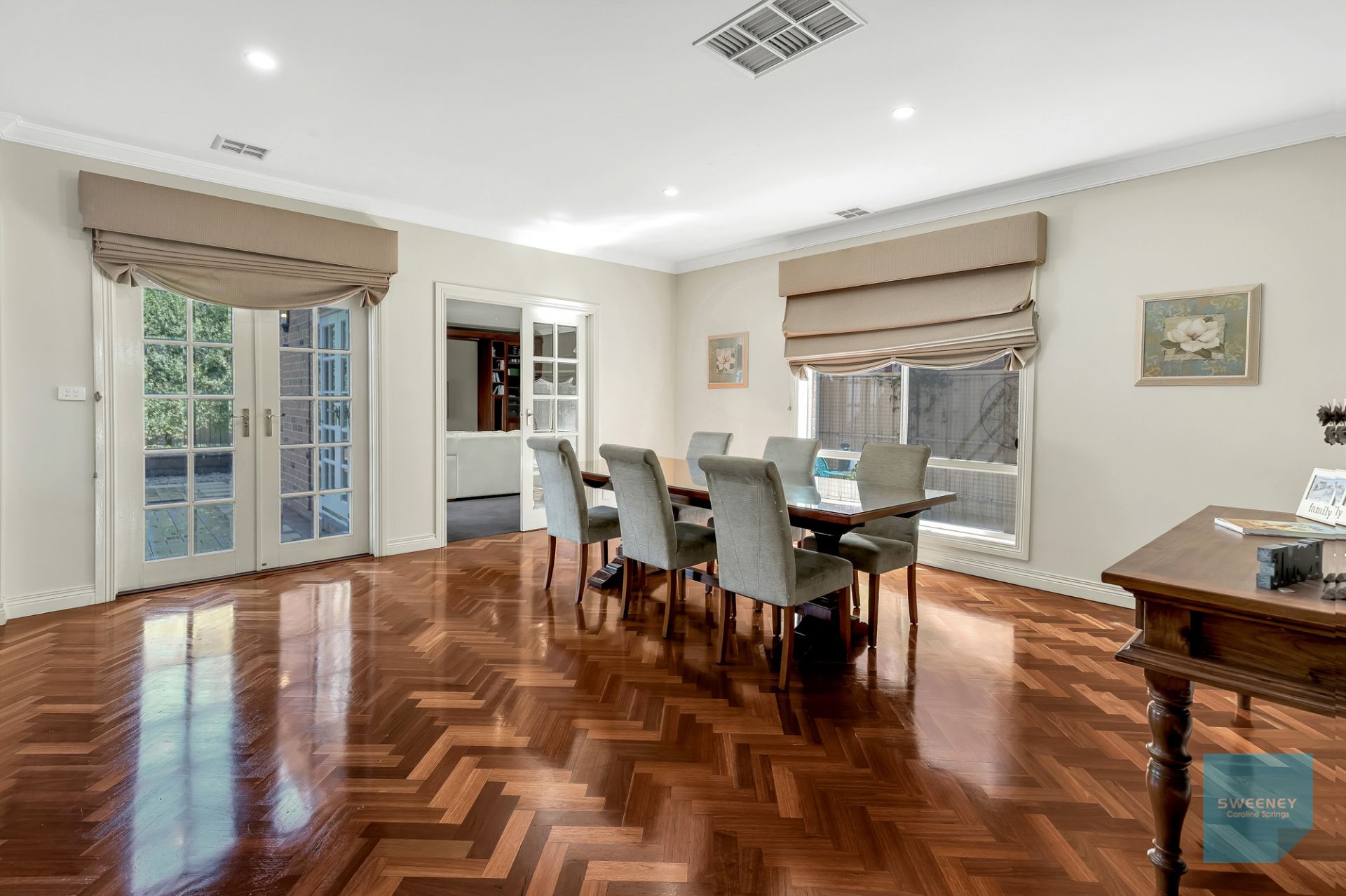 12 Lake Eyre Place, Caroline Springs - Thumbnail 5