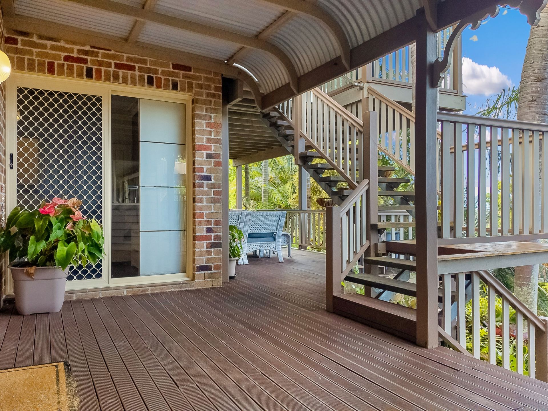 27 Cove Boulevard, RIVER HEADS Mitchells Realty