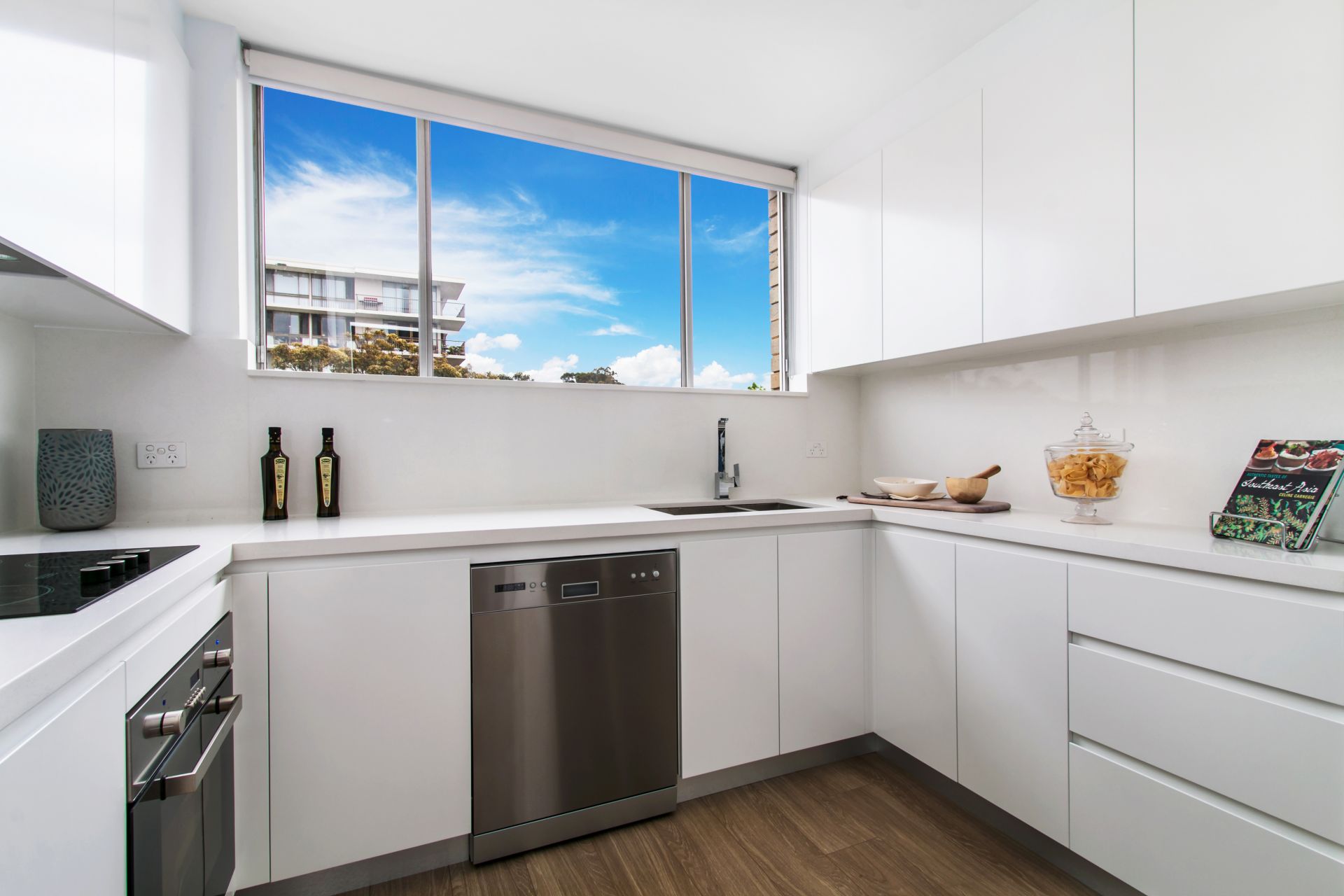 13/54 Penkivil Street, Bondi, Bondi - Thumbnail 3