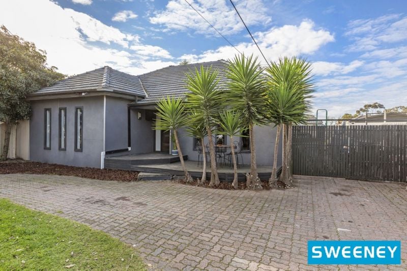 ALTONA NORTH, Altona North - Thumbnail 2