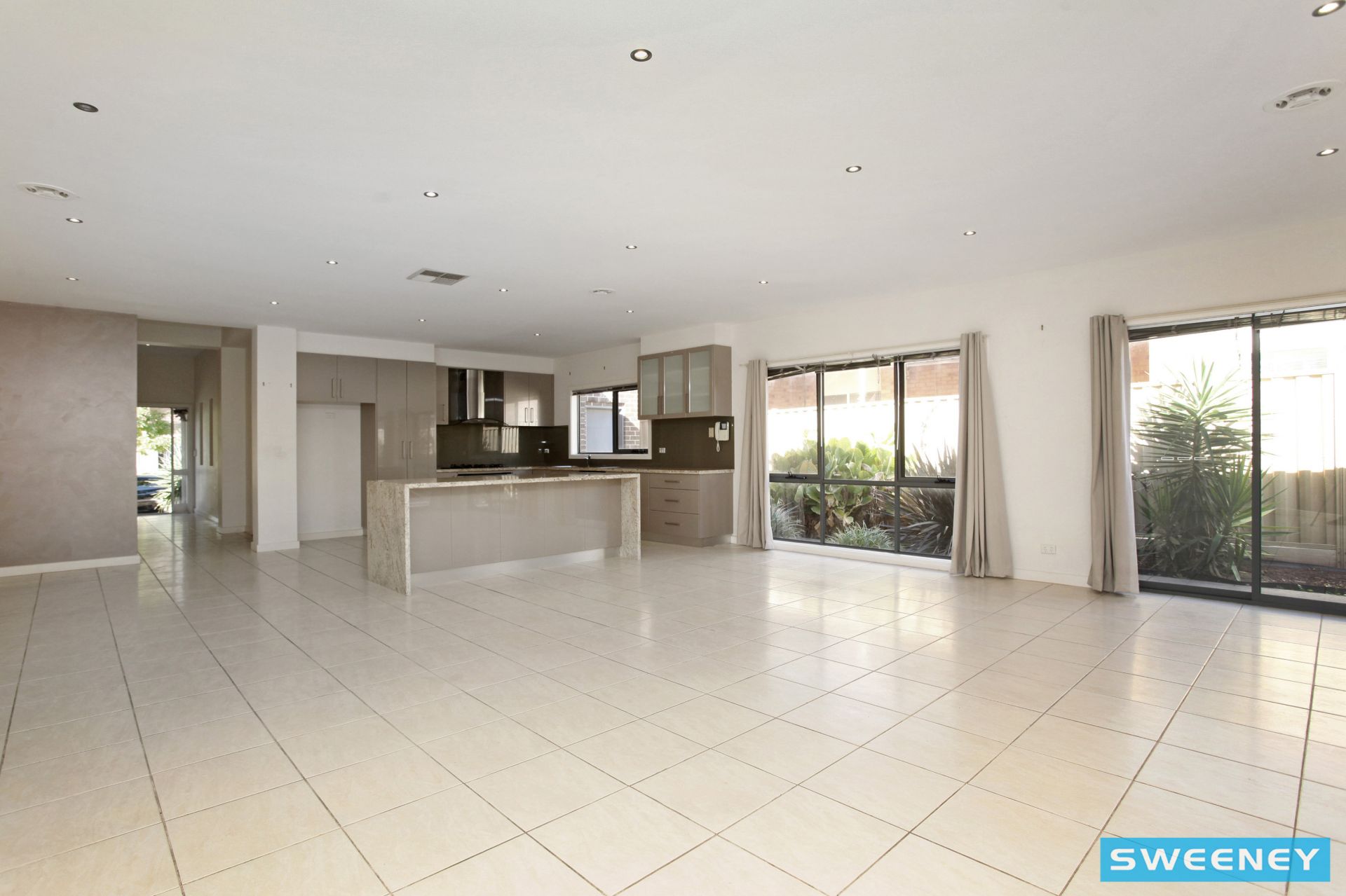 23 Wattlepark Street, Caroline Springs - Thumbnail 6