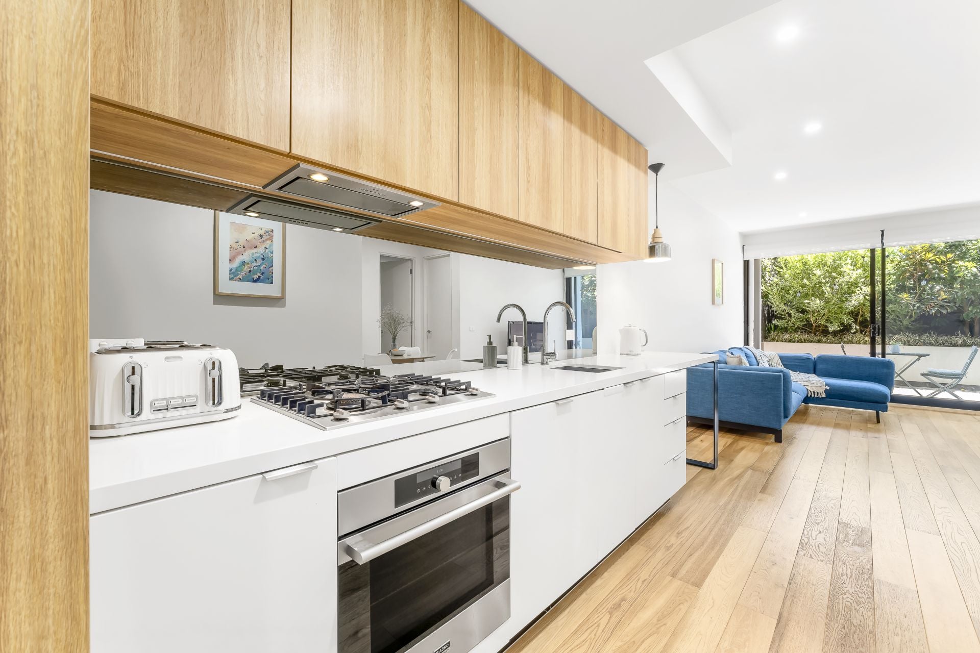 Luxurious Ground Floor Oasis: Prime Location, Elegant Living