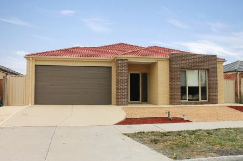 13 Trevi Drive, Mernda