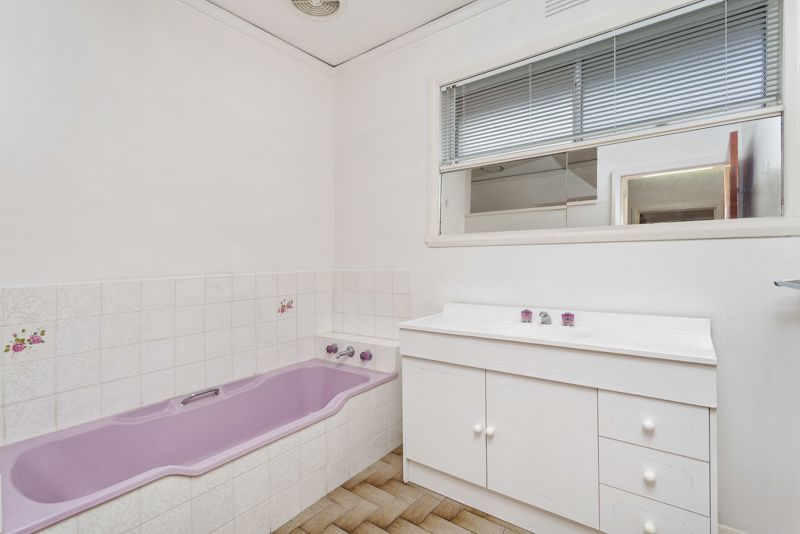 9 Knapp Street, Altona North - Thumbnail 8