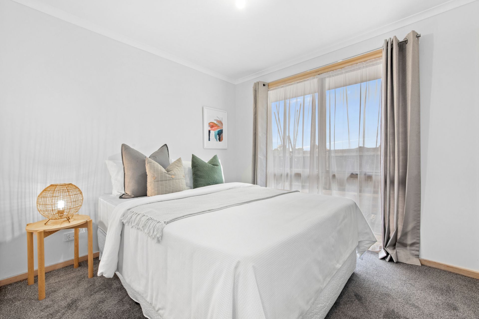 Chic and Modern Family Living Awaits!