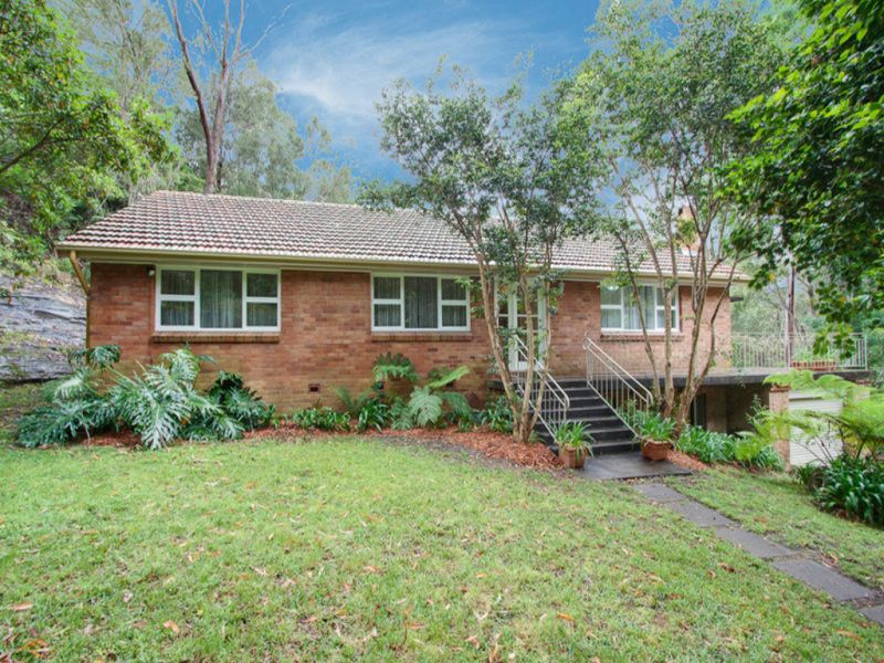 SOLD BY JOHN PYE REAL ESTATE 9476 0000