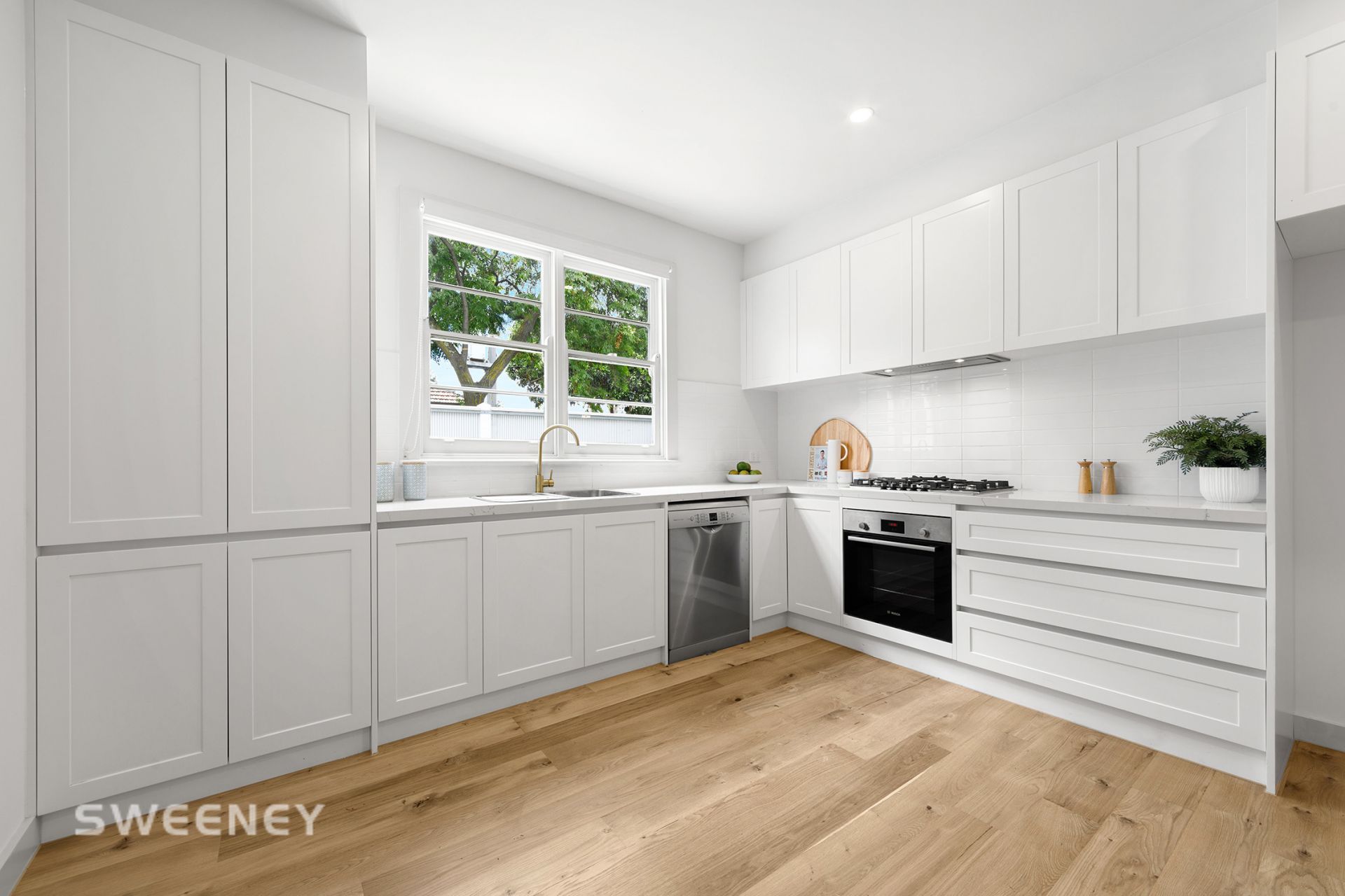 35 Nicholson Street, Footscray - Thumbnail 7