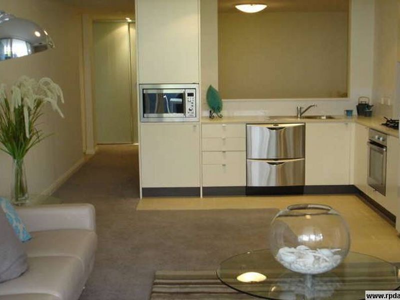 2 The Crescent, WENTWORTH POINT