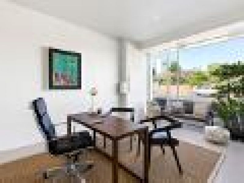 55D Kooyong Road, Caulfield North - Thumbnail 3