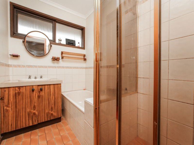 31 Winslow Crescent, Deer Park - Thumbnail 8