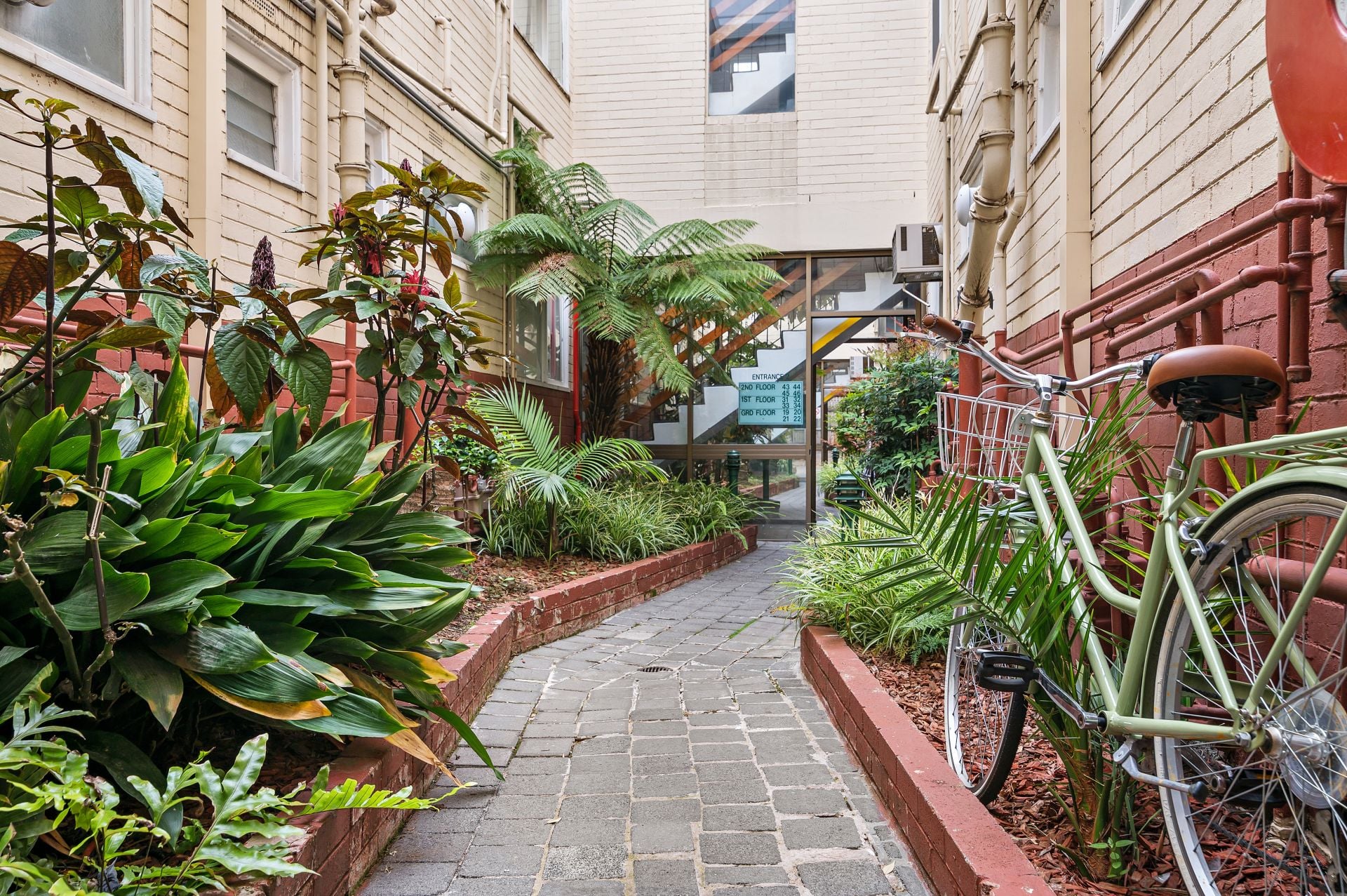 32/6 Williams Road Prahran