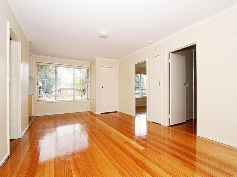 MONTH-TO-MONTH LEASE ONLY