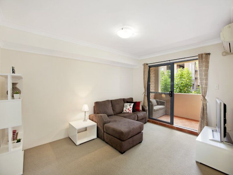 16/6-14 Park Street, SUTHERLAND, Sutherland - Thumbnail 4