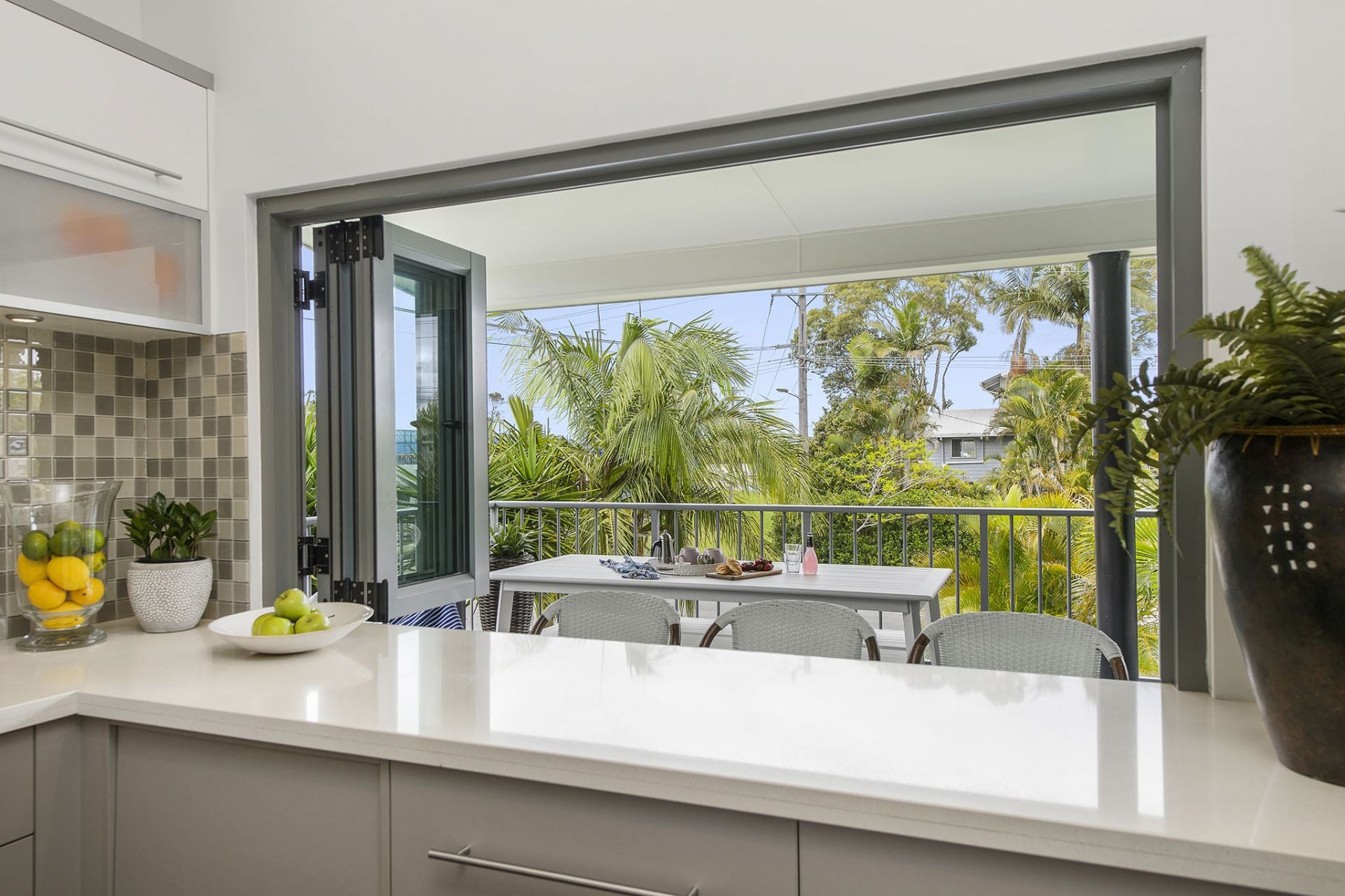 9 Shoreline Drive, North Shore, North Shore - Thumbnail 8