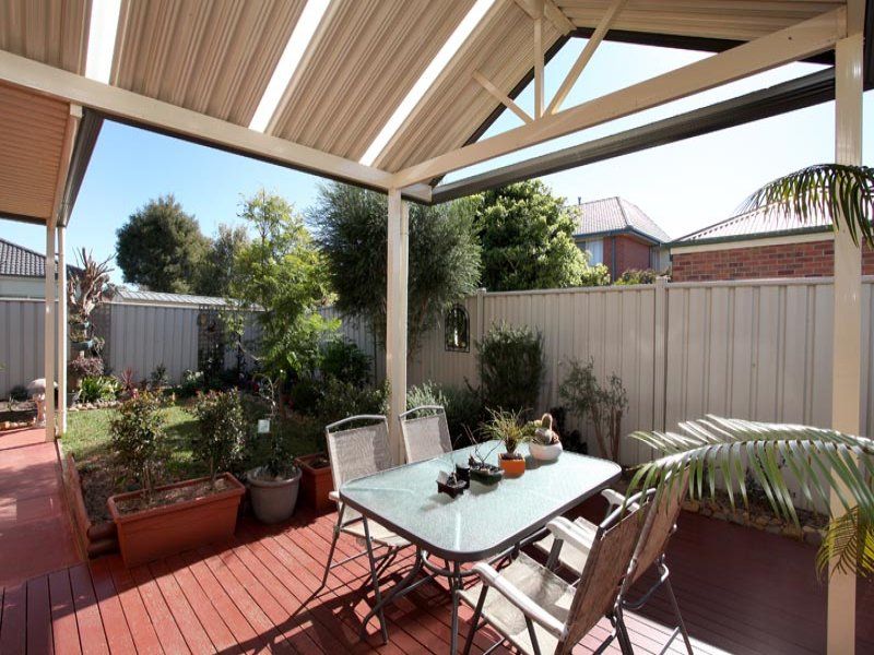17 Macedon Close, Caroline Springs - Thumbnail 7