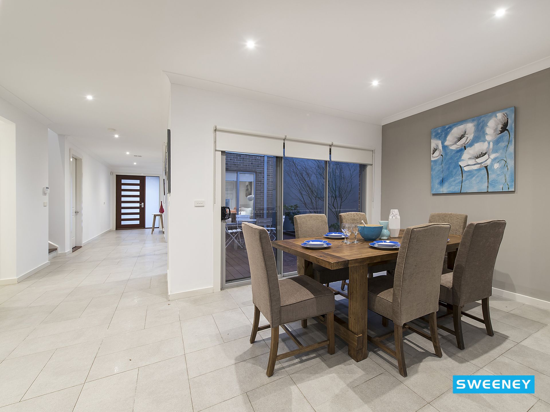 16 Jolimont Street, Caroline Springs - Thumbnail 4