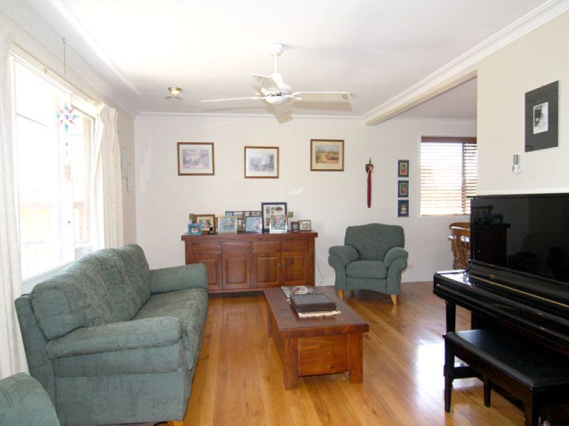 12 Angophora Street, Rivett - Thumbnail 4
