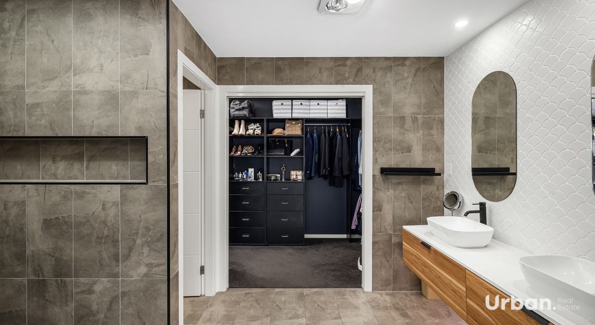 Colebee 30 Grenfell Place