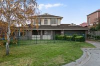 5 Ainsleigh Court, Narre Warren VIC, Narre Warren - Image 1