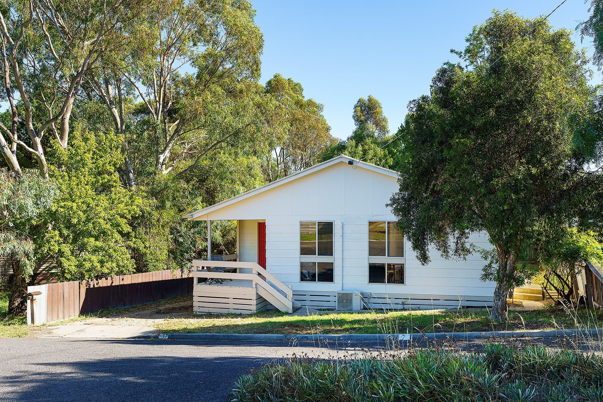 7 Pleasant Street, Castlemaine - Thumbnail 2