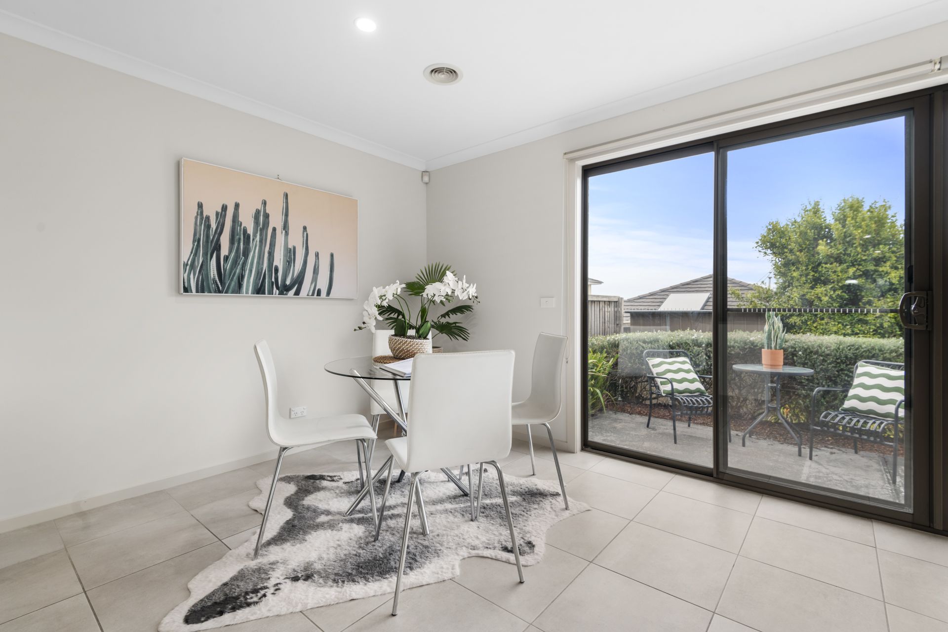 Immaculate Modern Home, Prime Location