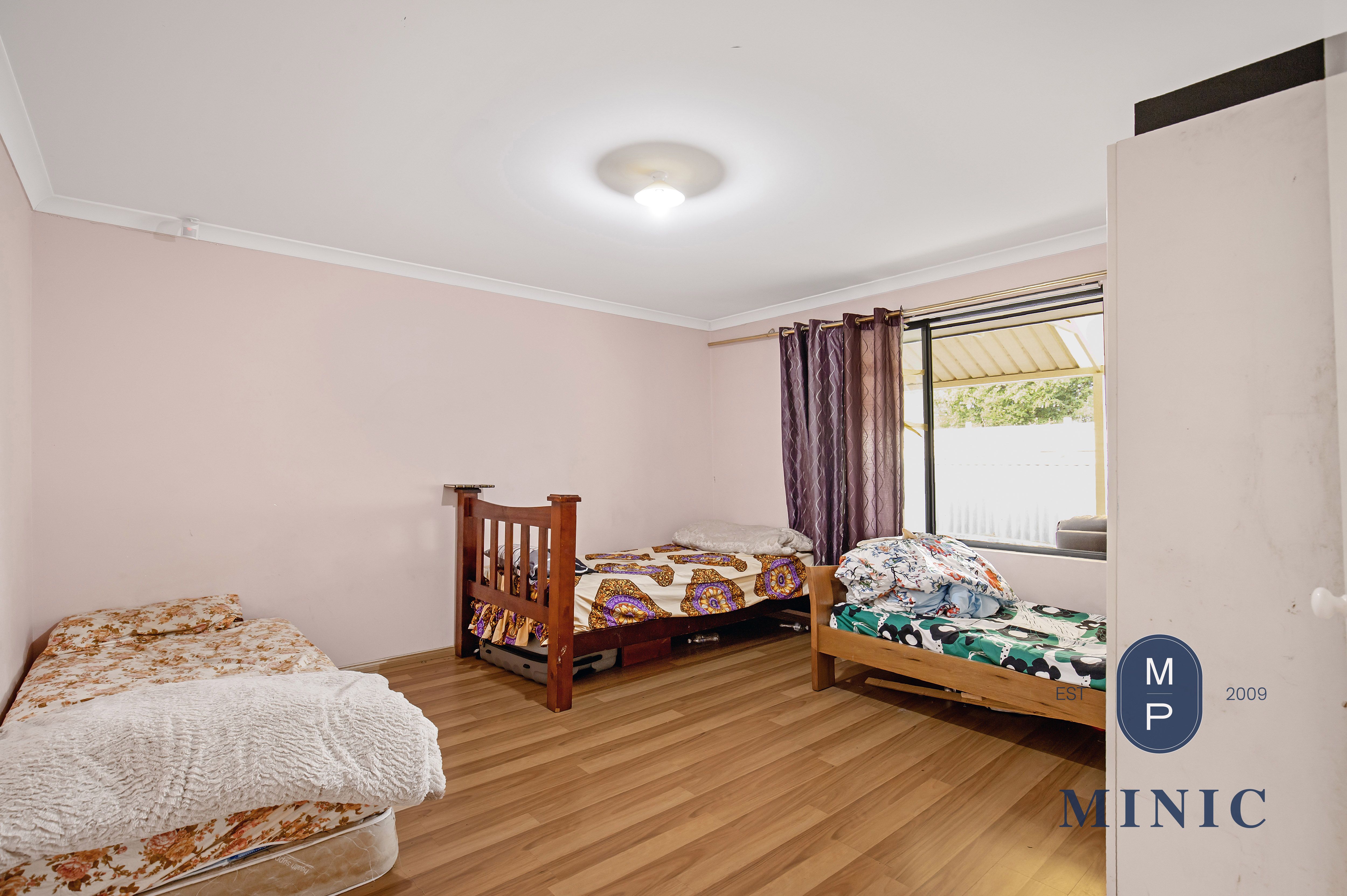 7 Mudlark Close, Langford