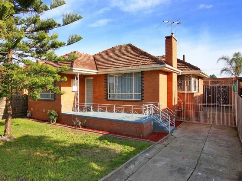16 Elizabeth Court, Reservoir