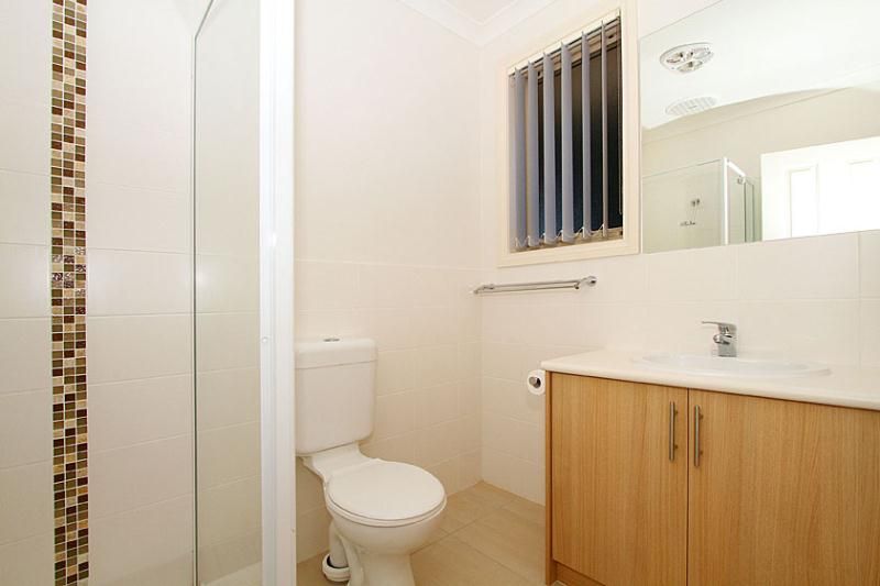 MODERN UNIT, WALKING DISTANCE TO EVERYTHING   *Insp Wed 3rd Sep @ 4:30pm & Sat 6th Sep @ 9:45am*