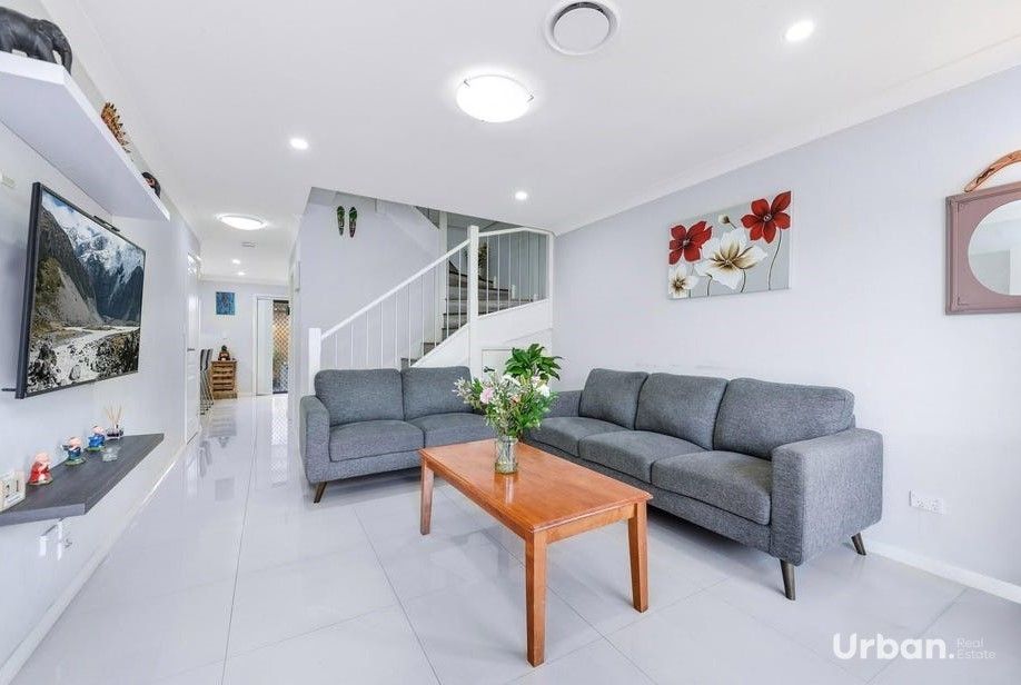 Schofields 40 Ludhiana Glade
