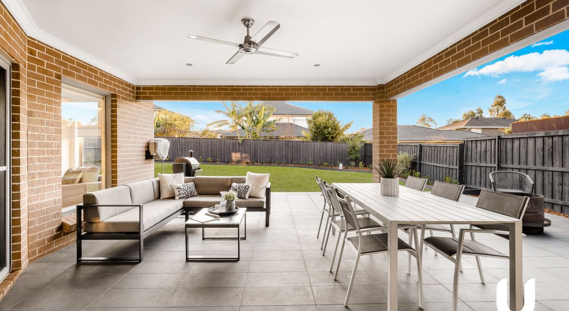 Colebee 8 Kirkwood Crescent