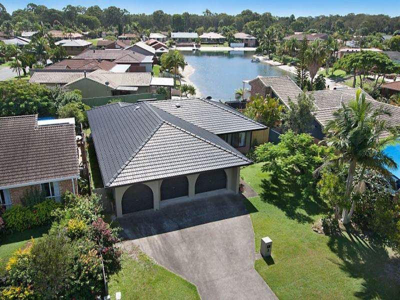 11 Plover Place TWEED HEADS WEST NSW, Tweed Heads West - Thumbnail 2