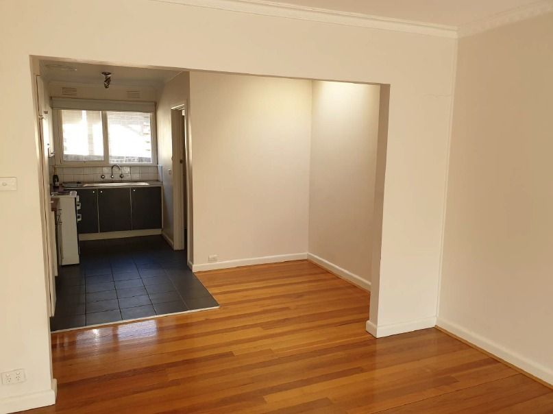 **ONE WEEK RENT FREE**