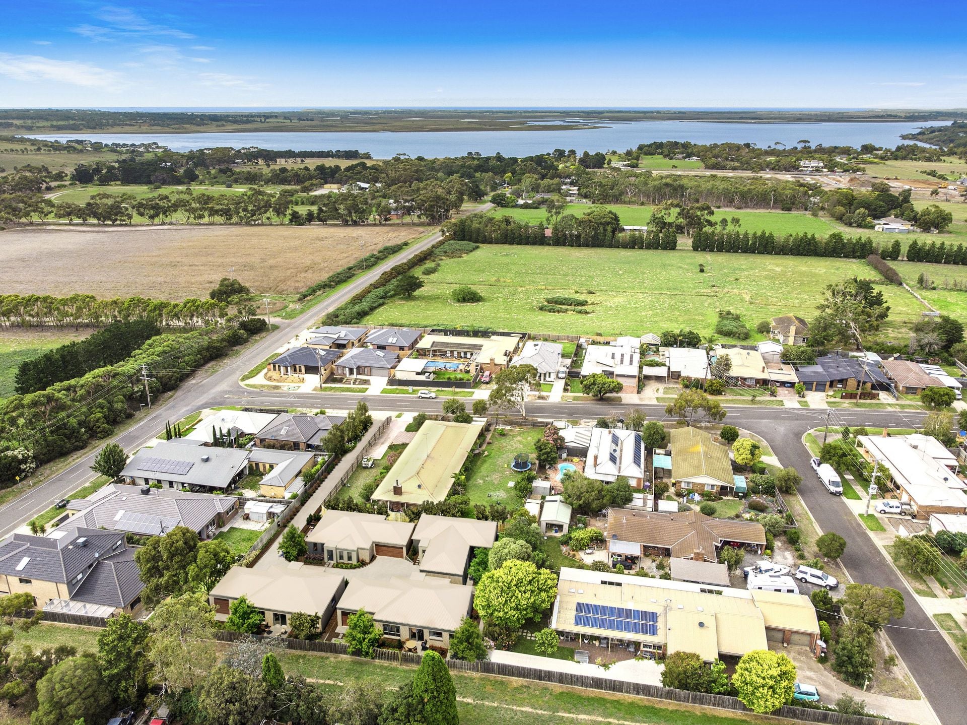 2/6 Hazelwood Crescent Leopold VIC, Leopold - Thumbnail 4