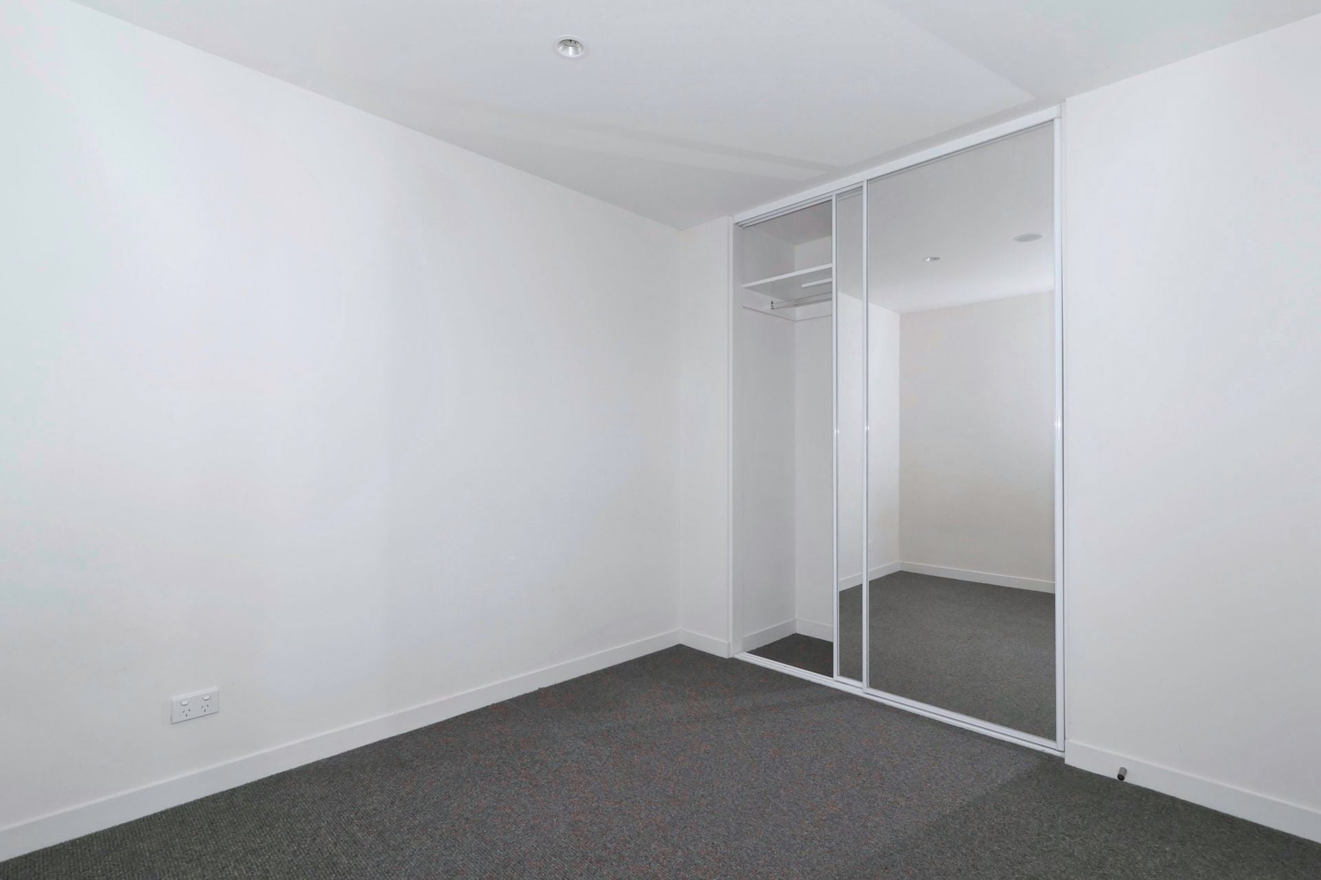 602/2 Archibald Street Box Hill VIC, Box Hill - Thumbnail 4