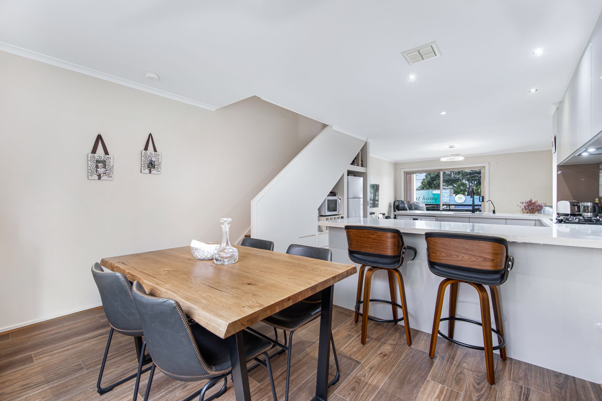 34/910 Canterbury Road Box Hill South VIC, Box Hill South - Thumbnail 4