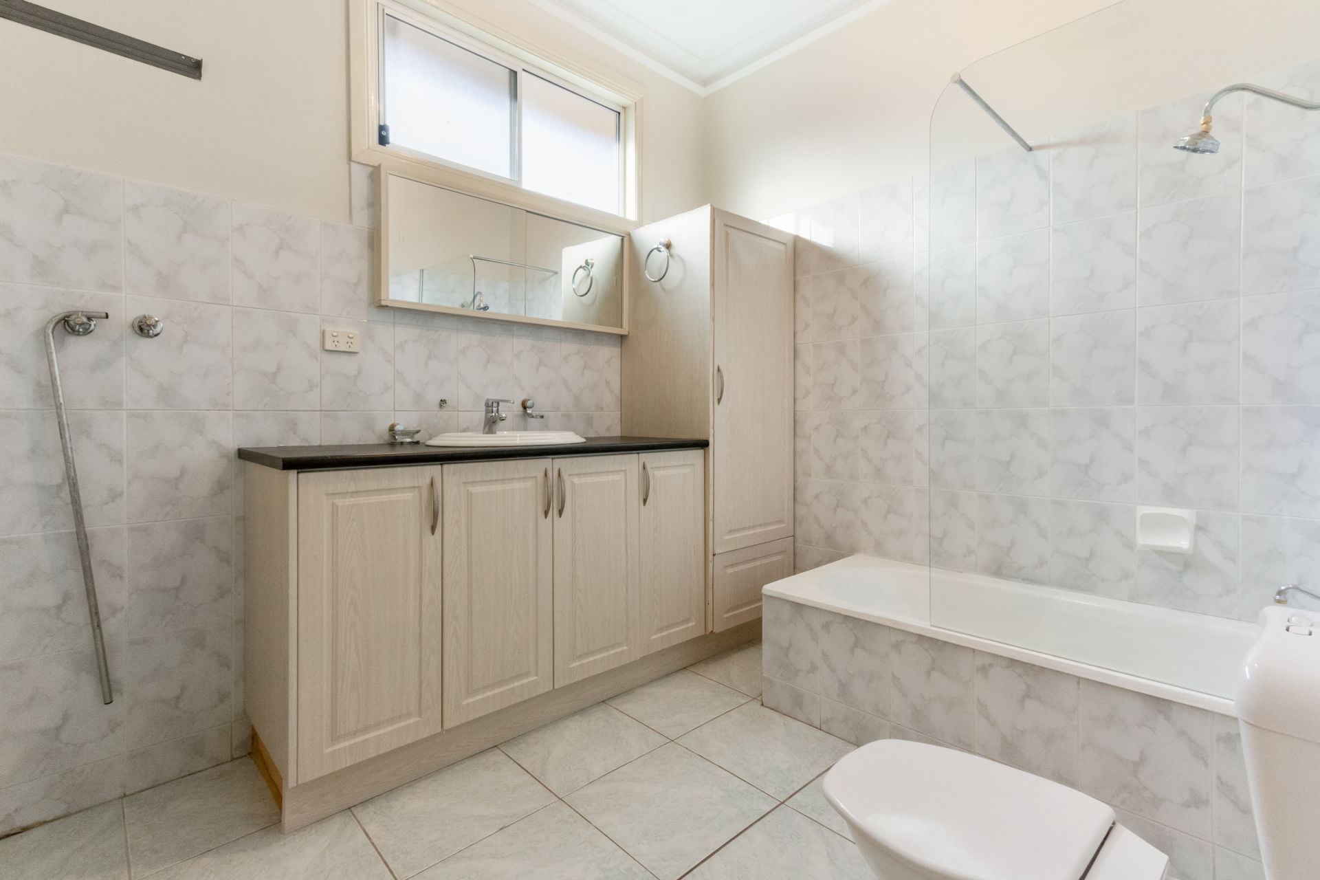BEAUTIFULLY PRESENTED, METICULOUSLY MAINTAINED