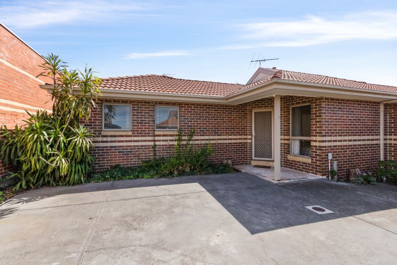 3/8 Furzer Street, Preston