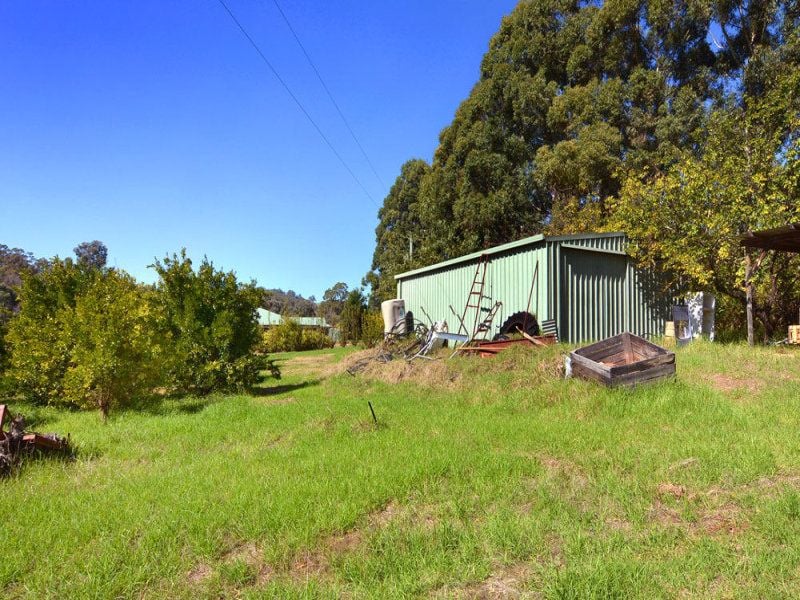 Real Estate For Sale 525 Collie River Road Burekup , WA