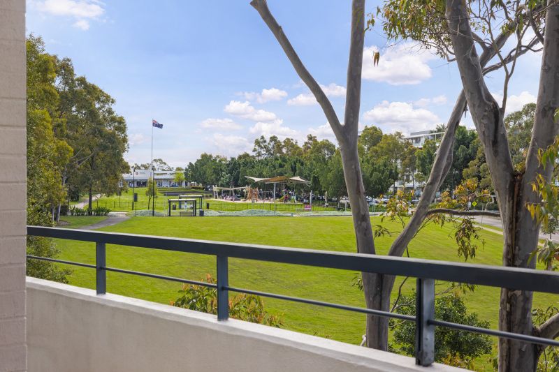 6/5 Nurmi Avenue, Newington