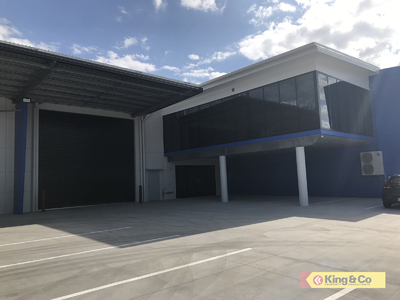 BRAND NEW BUILDING WITH HIGH CORPORATE APPEAL!