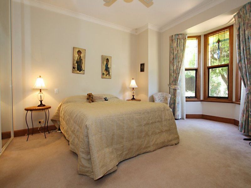 23 Hauteville Terrace Eastwood 5063