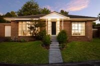 2/11 Towerhill Road, Frankston South VIC, Frankston South - Image 1