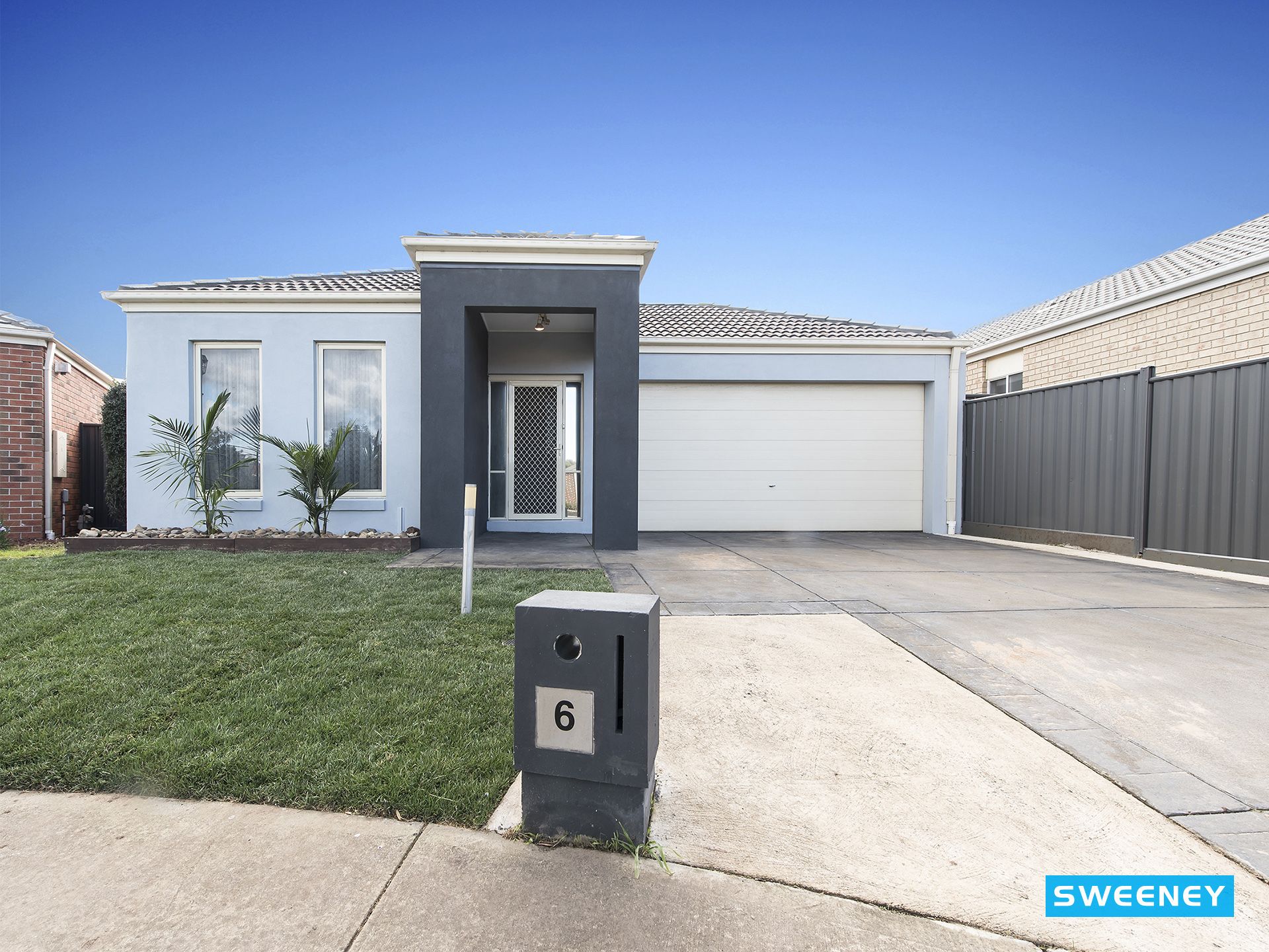 6 Bovard Close, Caroline Springs - Thumbnail 2