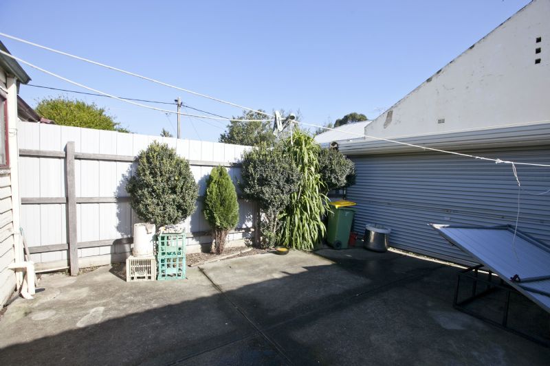 24 Victoria Street, Footscray - Thumbnail 4