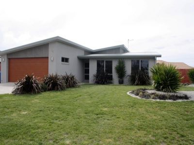 4
 
 
 
  
 
 
 2
 
 
 
  
 
 
 4
 
 
 
 
 
 
 
 34 Haven Drive, SHEARWATER TAS 7307, Shearwater - Thumbnail 3