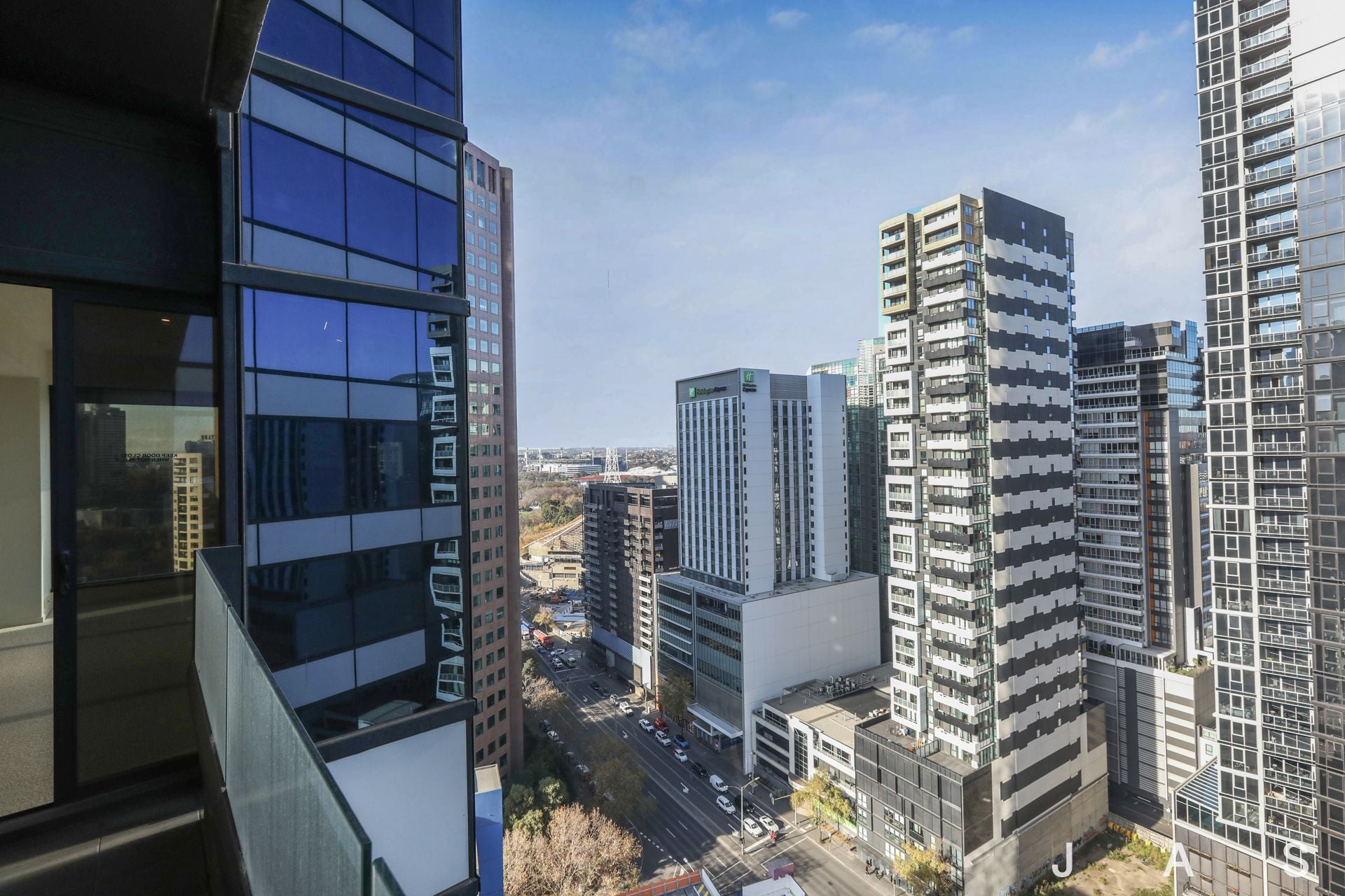 2304/7 Riverside Quay, Southbank | Jas Stephens